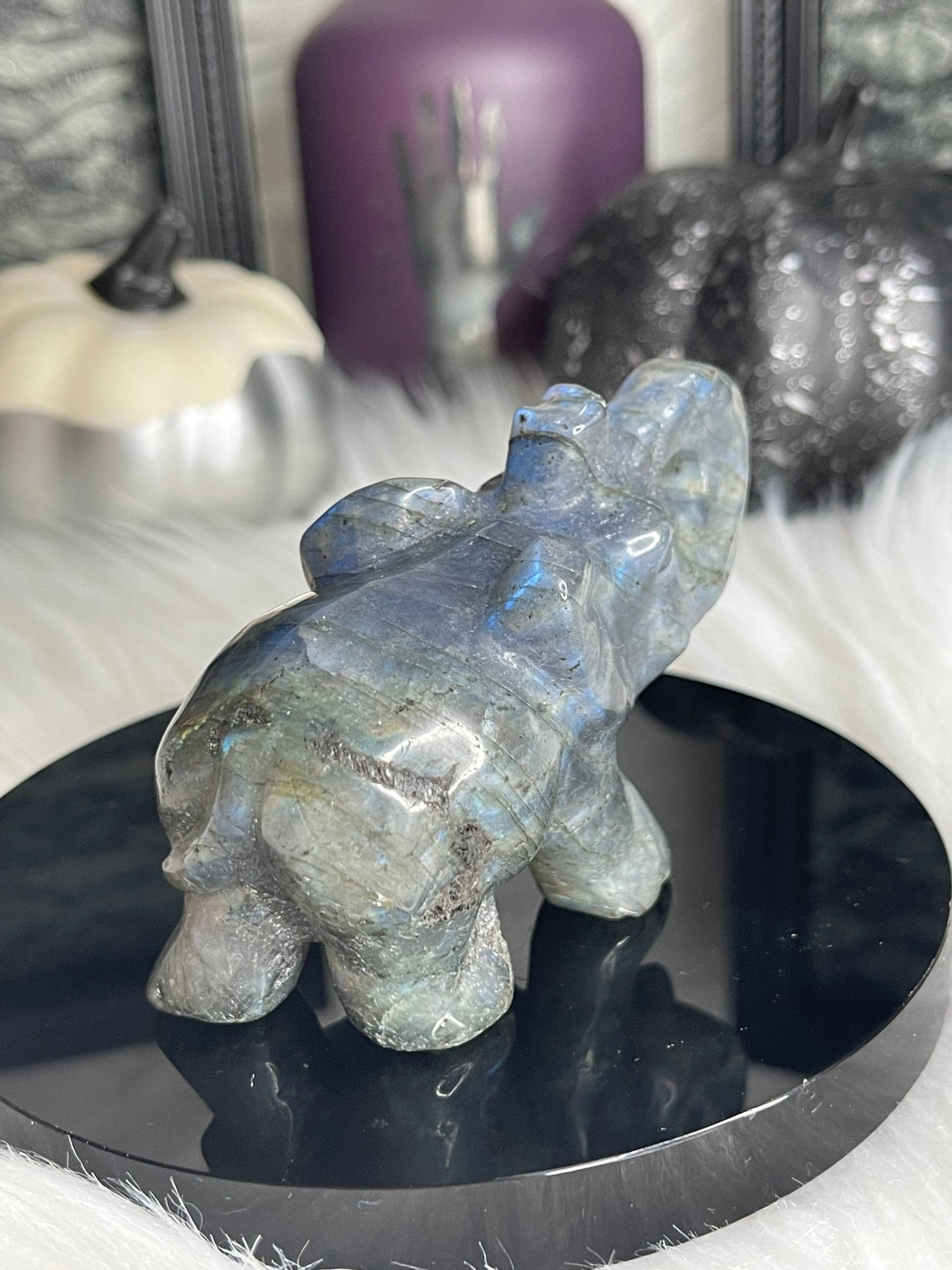 Two Twisted Souls  Crystals Labradorite Elephant with blue flash G